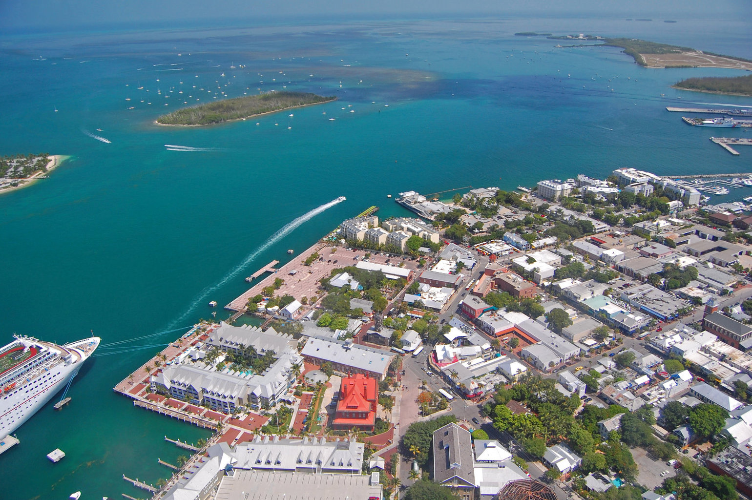 Chauffeured Key West Airport Services and Luxury Transportation